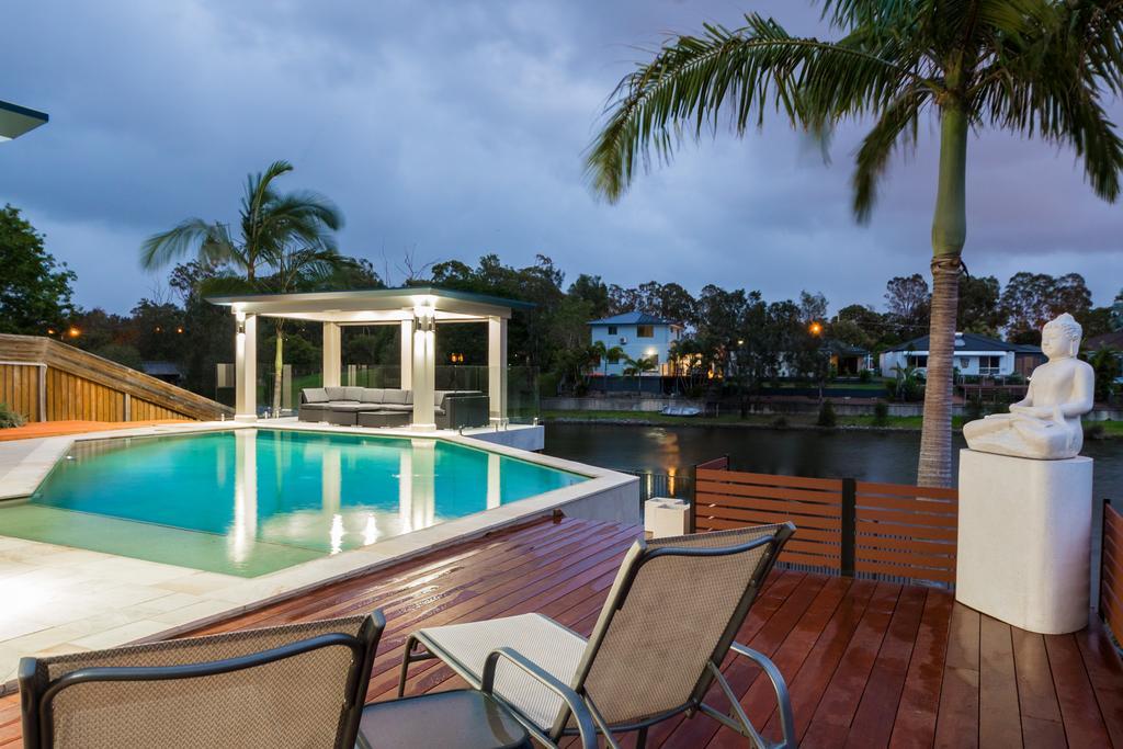 Luxury Waterfront Home Gold Coast Exterior foto